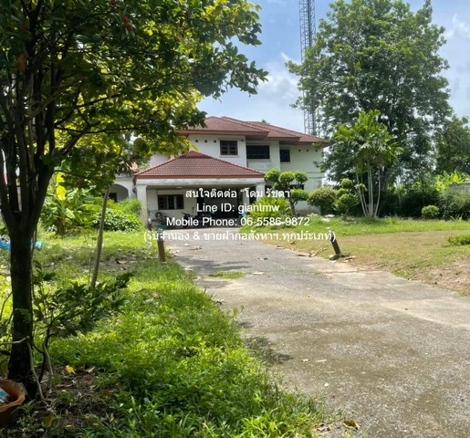 FOR SALE บ้าน ขายบ้านหรู 2 ชั้น (ตามสภาพ) พร้อมที่ดิน 336 ตร.ว. ติดทะเลสาบ และสนามกอล์ฟ ม.เมืองเอก รังสิต (ใกล้สนามบินดอนเมือง) ราคา 18.5 ล้านบาท ขนาด 36 ตร.ว. 3 NGAN 0 RAI 4BEDROOM4Bathroom 18500000 บ. ใกล้ มหาวิทยาลัยรังสิต และสนามกอล์ฟ 2 สนาม (เมื