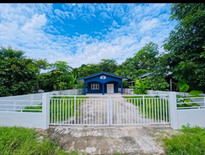 ขายบ้านเดี่ยวชั้นเดี่ยว  รีโนเวทใหม่ ทำเลดี อยู่ท่ามกลางธรรมชาติ อำเภอบ้านค่าย จังหวัดระยอง