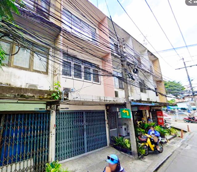 จรัญสนิทวงศ์ 40-48  อาคารพาณิชย์ 3 ชั้น กว้าง ใหญ่  17 ตร.วา. 227 ตร.ม. 3 นอน  สะพานพระราม 8  ใหม่มาก! MRTบางยี่ขัน700กม. 