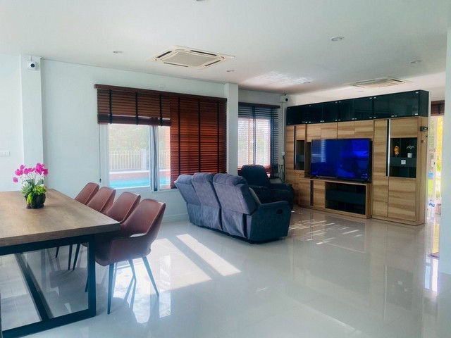 ขายบ้านเดี่ยวอารียา โคโม่ ลาดกระบัง-สุวรรณภูมิ ติดซ.ขุมทอง-ลำต้อยติ่ง 2  201ตรว. 2ชั้น 4นอน 3น้ำ พร้อมสระว่ายน้ำ เฟอร์