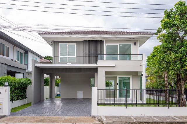 ขายบ้านเดี่ยว ชัยพฤกษ์ ปิ่นเกล้ากาญจนา  รีโนเวทใหม่ หลังมุม ใกล้ตลาดชุมพลพาณิชย์