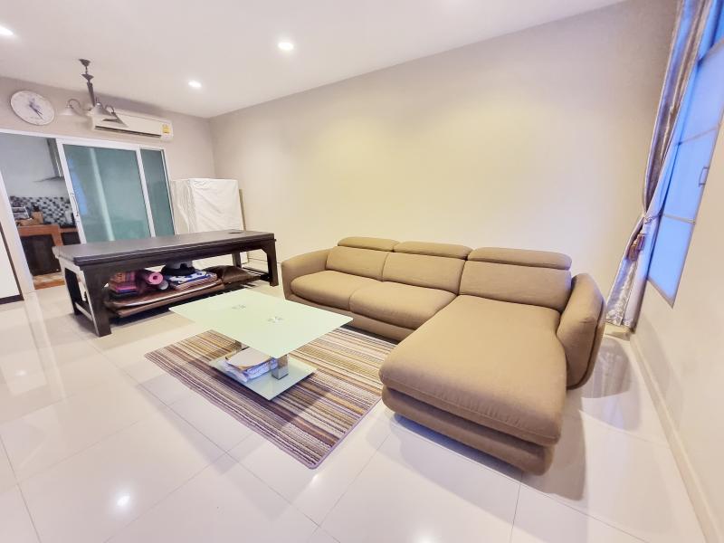 ขายทาวน์เฮ้าส์ 2 ชั้น หมู่บ้านฮาบิทาวน์โฟลด์ ติวานนท์ แจ้งวัฒนะ ใกล้โรบินสัน ไลฟ์สไตล์ ศรีสมาน และ ใกล้ เดอะไนน์ แจ้งวัฒนะ