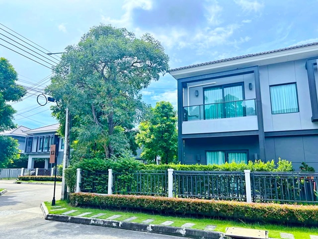 ราชพฤกษ์-แจ้งวัฒนะ คฤหาสน์หรู 4 นอน  โรบินสันราชพฤกษ์ 2กม. ให้เช่าบ้านเดี่ยว 2 ชั้น 220 ตร.ม. 54 ตร.วา. สภาพใหม่ พร้อมเฟอร์ฯ  3 น้ำ  