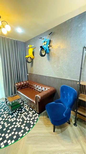 4นอน MRT คู้บอน 2.2กม.  ให้เช่าทาวน์โฮม 2 ชั้น ตกแต่งครบ พร้อมเฟอร์ฯ รพ. สินแพทย์ รามอินทรา 2.4 กม. 22 ตร.วา.162 ตร.ม.  2 น้ำ ถ.กาญจนาภิเษก