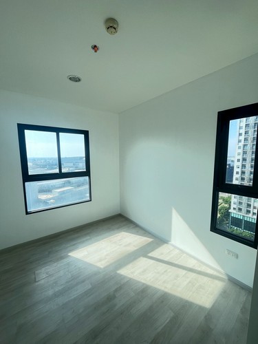 sb132  ขาย คอนโด พลัม เซ็นทรัลสเตชั่น  plum condo central station ติดเซ็นทรัลเวสเกต เฟส2