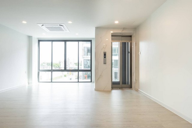 P1279 ให้เช่าโฮมออฟฟิศ Home Office เจ ดับบลิว พาร์ค  กรุงเทพกรีฑา  JW Park  Krungthep Kreetha ติดถนนกรุงเทพกรีฑา เดินทางสะดวก