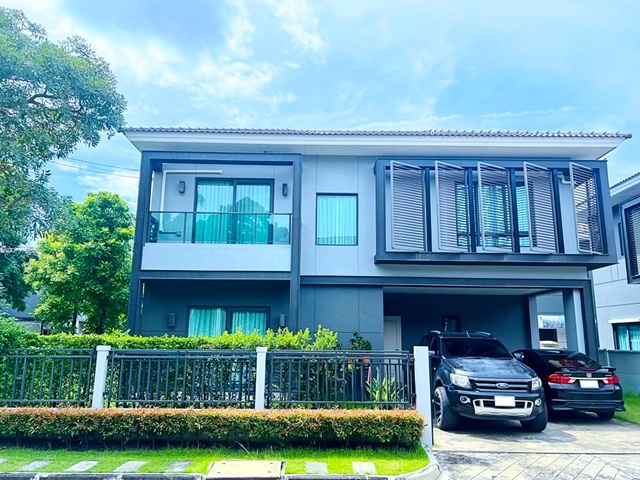 โรบินสันราชพฤกษ์ 2กม.คฤหาสน์หรู 4 นอน  ราชพฤกษ์-แจ้งวัฒนะ ให้เช่าบ้านเดี่ยว 2 ชั้น 220 ตร.ม. 54 ตร.วา. สภาพใหม่ พร้อมเฟอร์ฯ  3 น้ำ  