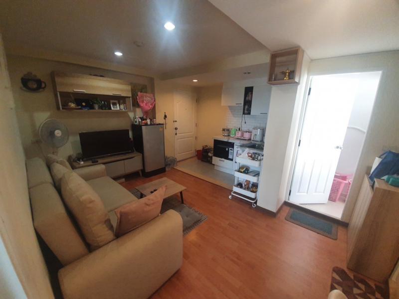  ขายคอนโด Park View วิภาวดี ห้องมุม ชั้น 8 อาคาร A3 ราคา 1,159,000 ลบ สนใจ @infinitycondoรายละเอียดห้องพื้นที่ 33 ตร.ม.1 ห้องนอน | 1 ห้องนั่งเล่น | 1 ห้องน้ำชั้น 8 อาคาร A3เฟอร์นิเจอร์ครบ พร้อมอยู่แอร์ Carrier 2 เครื่อง เปลี่ยนใหม่แล้วโซฟาแบบ bed ขนาดใหญ่เครื่องทำน้ำอุ่น เปลี่ยนใหม่เรียบร้อยคุณอุ๋ยTEL  :  0958195559   (แอดเบอร์ขึ้นไลน์เลยค่ะ) ทักได้ตลอด24ชมLINE : @infinitycondoFACEBOOK : @Infinityrichrealestate.co.tldemail : Infinityrich.realestate@gmail.com www.Infinityrichrealestate.com