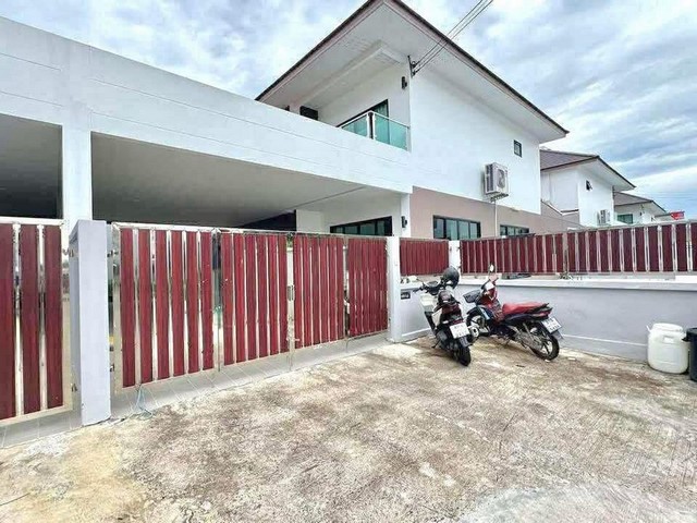 ให้เช่า บ้านเช่า  บ้านพลู  โชคชัย 9  รับสัตว์เลี้ยง