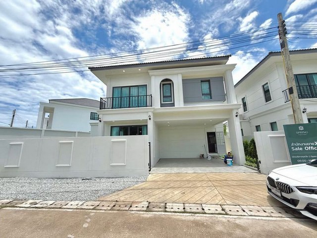 เช่าบ้านพลูวิลล่า   TW ห้วยใหญ่ บ้านใหม่  มีพื้นที่สวน และพื้นที่สระว่ายน้ำ