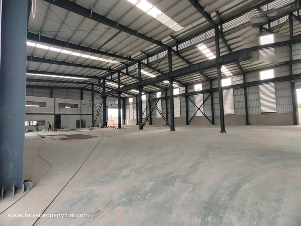 ให้เช่าอาคารโรงงานสร้างใหม่ พื้นที่ใช้สอย ขนาด 30x70 เมตร = 2,250 ตร.ม ออฟฟิศ 2ชั้น ตำบลคลองกิ้ว อำเภอบ้านบึง ชลบุรี ราคาเช่า 315,000 บ/ด