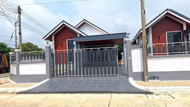 ขายบ้านเดี่ยวสร้างใหม่เนื้อที่ 55ตรว.ราคา2.99ล.ใกล้ตลาดมหาชัยเมืองใหม่ ถนนพระรามสอง