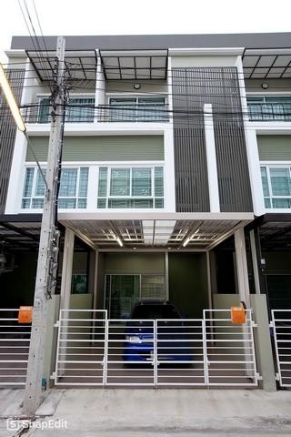 รหัสC6914 ให้เช่าทาวน์เฮาส์ 3 ชั้น หมู่บ้านนลิน อเวนิว 2 ซอยรามคำแหง 144 ใกล้สถานีรถไฟฟ้าสายสีส้ม