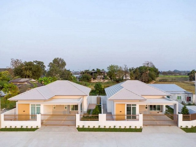 บ้านสร้างใหม่ สไตล์มินิมอล โมเดิร์น ตลาดขวัญ ดอยสะเก็ด 