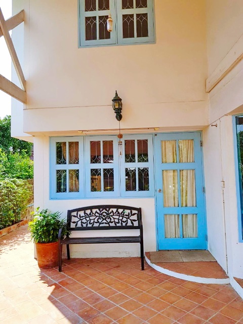 คฤหาสน์ถุกที่สุด  บ้าน 2 ชั้น รถไฟฟ้าสายสีส้ม ศูนย์การค้าสัมมากรเพลส 400 ม. รามคำแหง 108-114 3นอน  60 ตร.ว.  4แอร์  นานาชาติ RIS 3 กม.