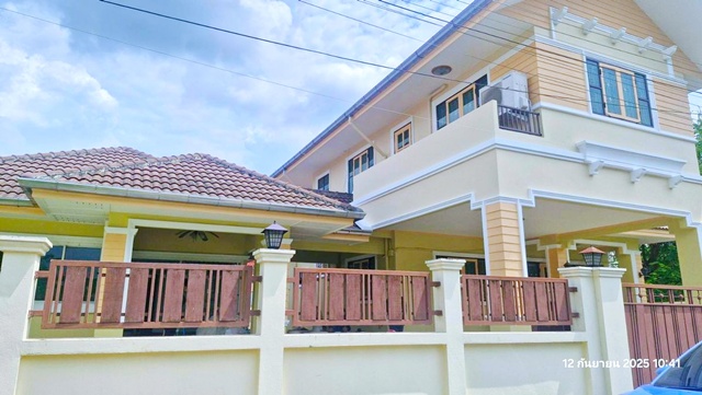 สภาพใหม่ 5นอน ม.มหิดล ศาลายา 700 ม. ให้เช่าคฤหาสน์บ้าน 2 หลัง 108ตร.วา. 508ตร.ม. เพิ่งสร้าง  4 น้ำ น่าอยู่