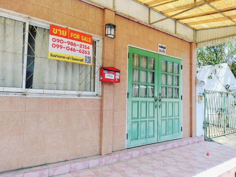 - ขายบ้าน 2 ชั้น โชคชัย 4 แยก 64 – หมู่บ้านราชาวิลล่า 2 - บ้านสวย ทำเลดี ใจกลางโชคชัย 4 พื้นที่ใช้สอยลงตัว บรรยากาศอบอุ่น พร้อมเข้าอยู่รายละเอียดบ้าน- ขนาดที่ดิน 43 ตร.ว.- ฟังก์ชันครบ2 ห้องนอน กว้างขวาง นอนสบาย2 ห้องน้ำ สะอาด ทันสมัย1 ห้องครัว แยกเป็นสัดส่วน ใช้งานสะดวก1 ห้องนั่งเล่น โปร่ง โล่ง รับลมธรรมชาติ- ที่จอดรถ 2 คัน (หน้าบ้าน 1 คัน + ข้างบ้าน 1 คัน)-ราคาสุดคุ้ม 5,950,000 บาท-ทำ