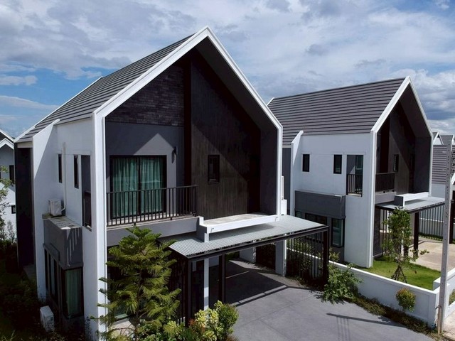 ให้เช่าบ้านเดี่ยวหลังใหญ่ 2 ชั้น สไตล์นอร์ดิก สันทรายแม่โจ้