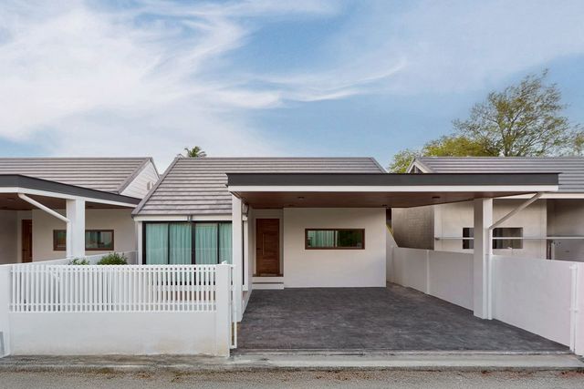 ราคาเริ่มต้นที่ 2.39 ล้าน #หนองจ๊อม #สันทราย บ้านเดี่ยวแสนอบอุ่น 3 หลังสุดท้าย พร้อมสวนหย่อมร่มรื่น เหมาะสำหรับวันพักผ่อนกับคนที่คุณรัก