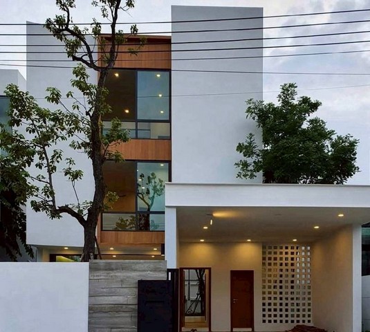 ให้เช่าพูลวิลล่าหรู ใจกลางเมือง เฟอร์ครบ โซนเจ็ดยอด 