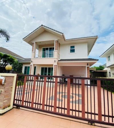 บ้านเดี่ยว - หมู่บ้านธนาพรปาร์คโฮม 4 รีโนเวทภายในใหม่บางส่วน พร้อมเข้าอยู่ทันที!