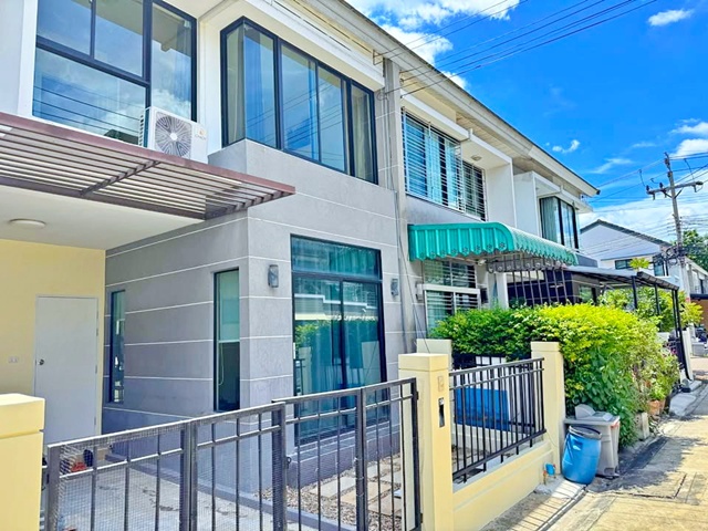 ตลาดบัวทอง 500 ม.3นอน MRT คลองบางไผ่ 4.6 กม. The Villa แยกบางกรวย-บางบัวทอง   2 น้ำ 