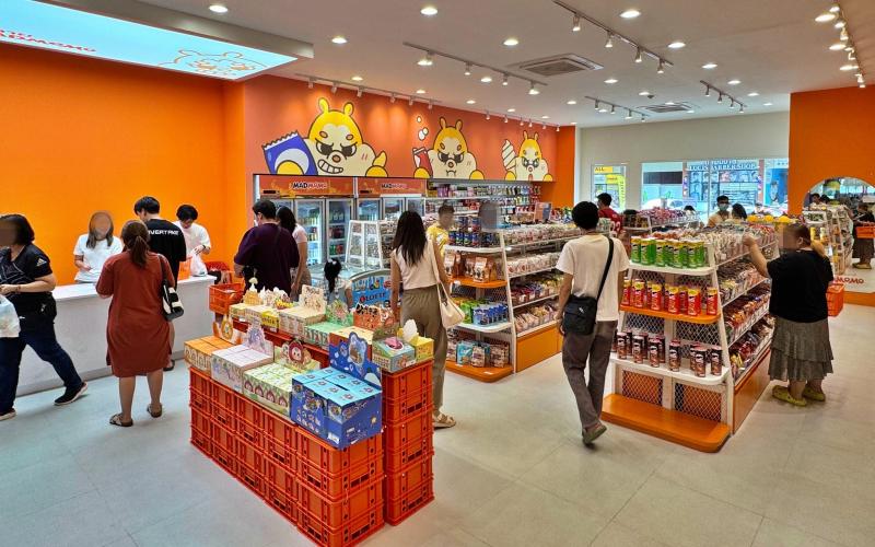 เซ้งร้านตกแต่งพร้อม ในเดอะ 4 ศาลายา นครปฐม ติดร้านดัง ชั้นล่าง พร้อมเปิดได้ทันที ค่าเช่าถูกมาก