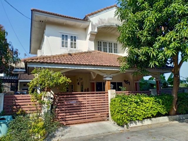 บ้านแฝด2ชั้น ขายคะ!ฟรีค่าโอน  อยู่ถนนเลียบคลองสอง ทะลุออกรามอินทราได้