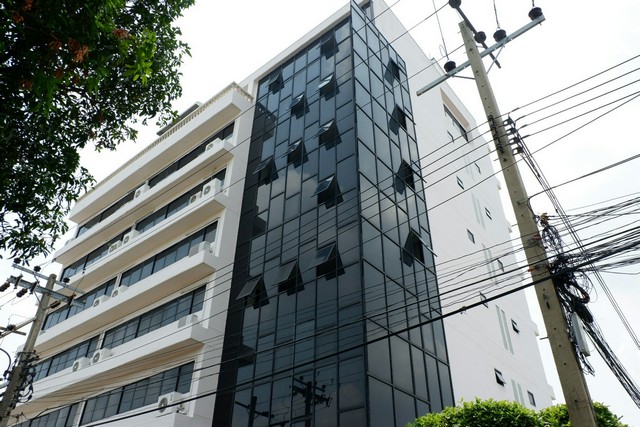 รหัส:  00315 ให้เช่าด่วน OFFICE อาคารพีเอวี 1นอน1Bathroom ขนาด 1 ตร.ว. 0 Ngan 0 RAI 25200 THB ใกล้ - ทำเลดีราคาเด่น