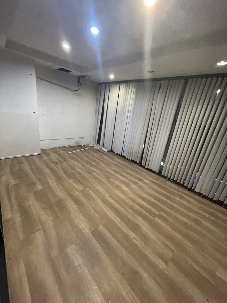 ปล่อยเช่าตึกสามชั้น ย่าน rca สามารถเลือกชั้นเช่าได้