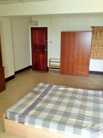 เอแบคคอนโดทาวน์ ห้องมุม ชั้น 11 แขวงหัวหมาก บางกะปิ กรุงเทพมหานคร