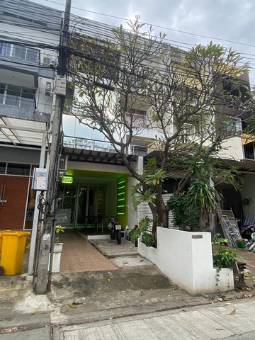 ขาย อาคารพาณิชย์ 4 ชั้น Town in Town 6นอน 4น้ำ วังทองหลาง กรุงเทพ