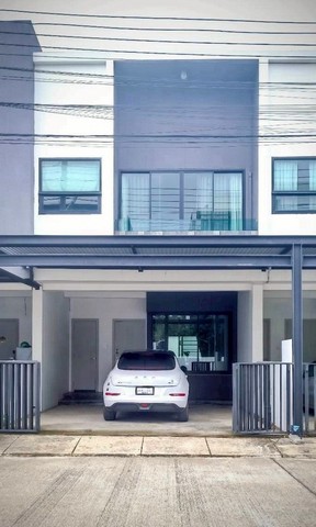 ให้เช่าทาวน์โฮม 2 ชั้น สไตล์โมเดิร์น หางดง เชียงใหม่