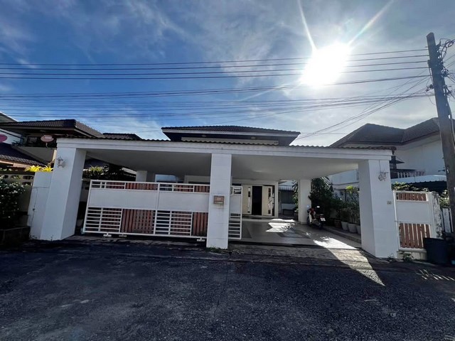 ขายบ้านใกล้  ม.เกษตรศาสตร์ย่าน เกษตร–นวมินทร์ , เสนานิคม , รามอินทรา , พหลโยธิน  ซอยลาดปลาเค้า 10 