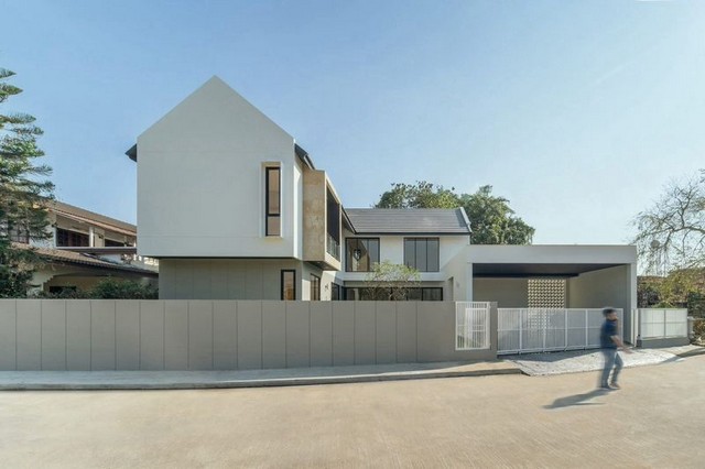 บ้านสร้างใหม่ 2 ชั้น สไตล์โมเดิร์น รายล้อมด้วยธรรมชาติ เลควิวพาร์ค2 สันผีเสื้อ