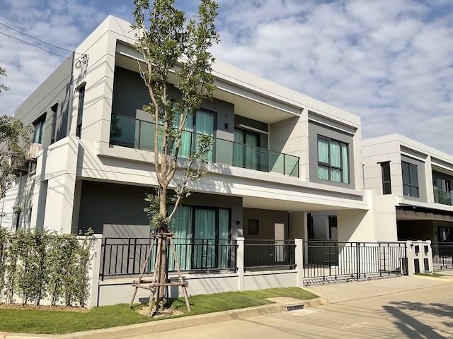 BH3768 | ให้เช่าบ้านเดี่ยวหรู โครงการ Centro Bangna ทำเลติด Mega บางนา