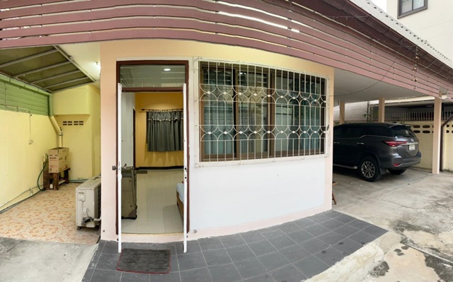 ราชภัฏบ้านสมเด็จ 99ตรม. ให้เช่าบ้านเดี่ยว 24 ตรว. MRT อิสรภาพ จอดรถ 2คันBiGC 