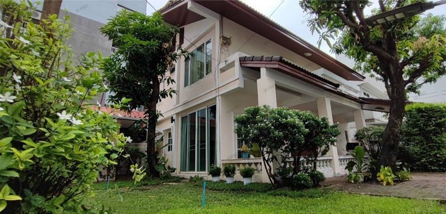 ให้เช่าบ้านเดี่ยว2ชั้นย่านห้วนขวางสุทธิสารประชาราษฏร์บำเพ็ญพร้อมเฟอร์นิเจอร์ ใกล้MRTห้วยขวาง Seven