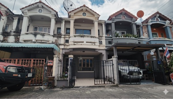 ขายบ้านทาวน์เฮ้าส์ 2 ชั้น ทำเลดี นวมินทร์ 86 หมู่บ้านธนะสิน 9 