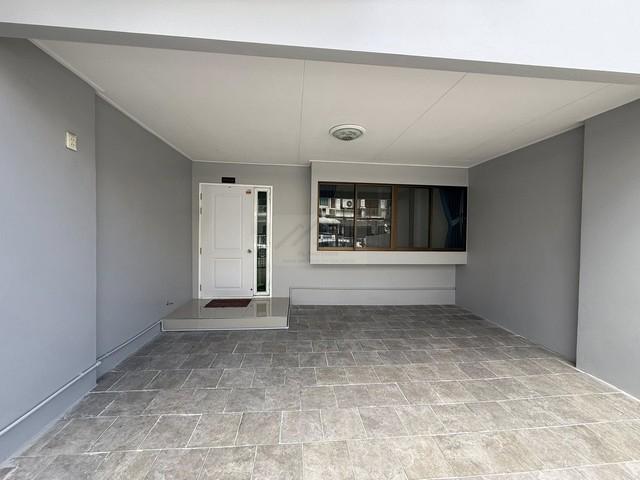 P1555 ให้เช่าทาวน์โฮม 3.5 ชั้น หมู่บ้านบ้านกลางเมือง 1 รัชดา เหม่งจ๋าย ซอยสหการประมูล Baan Klang Muang Ratchada – Mengjai ใกล้เลียบด่วน