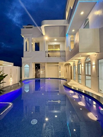 ให้เช่าพูลวิลล่าใหม่ สไตล์โมเดิร์น หลังใหญ่สุดหรู ทำเลทอง โซนหางดง 