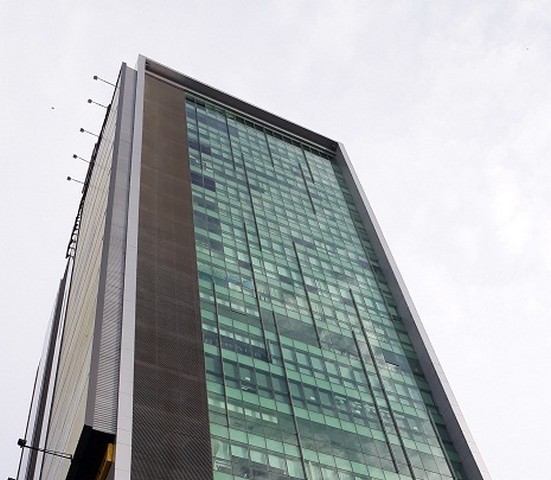  -   Office อาคารแอทสาทร ไม่ไกลจาก โรงพยาบาลเซ็นหลุยส์ 70000 บาท  0 ไร่ 1 ngan 0 ตร.วา เล่นใหญ่