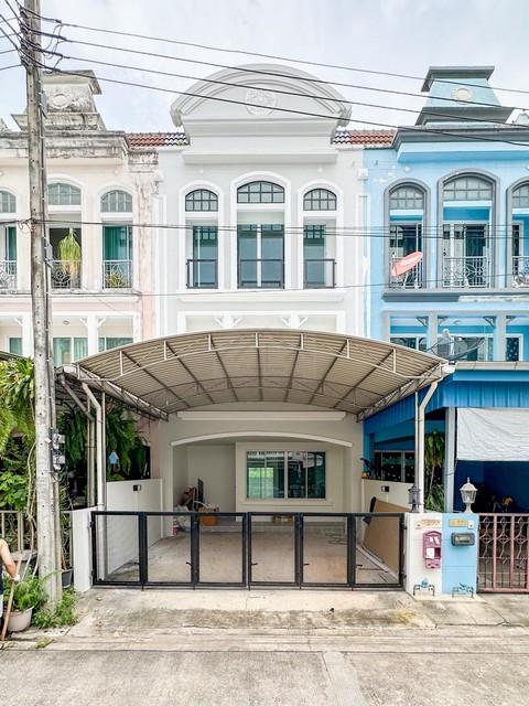 ขายทาวน์โฮม 3 ชั้น 26 ตร.ว. หมู่บ้านเดอสยาม สวนหลวง ร.9 ใกล้สวนหลวง ร.9