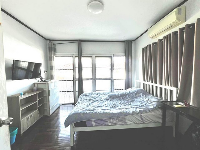 P1572 ขาย บ้านเดี่ยว 2 ชั้น ซอยลาดปลาเค้า 10 เหมาะซื้อพักอาศัย โครงสร้างแข็งแรง สร้างเต็มพื้นที่