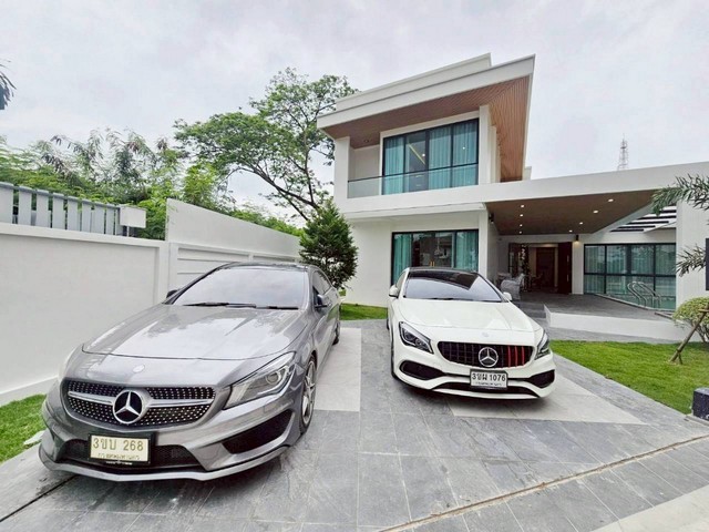 ขายบ้านพูลวิลล่าสร้างใหม่ 2 ชั้น  ใกล้ทะเลจอมเทียนเพียง 1.5 กม.   เหมาะกับการอยู่อาศัย หรือทำธุรกิจรายวัน