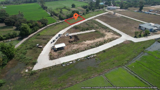 ขายที่ดินถมแล้ว วิวภูเขา  สันผีเสื้อ เชียงใหม่  ใกล้เมือง ขนาด 98 ตารางวา (392 ตร.ม.) ราคาทั้งแปลง: 2,450,000 บาท (25,000 บาท/ตร.ว.)ที่ดินแปลงสวย ถมเรียบร้อยแล้ว พร้อมปลูกสร้างทันทีตั้งอยู่ในย่าน สันผีเสื้อ อำเภอเมืองเชียงใหม่ — บรรยากาศเงียบสงบ พร้อม วิวภูเขาเหมาะสำหรับสร้างบ้านเดี่ยว พูลวิลล่า หรือโฮมออฟฟิศส่วนตัวทำเลศักยภาพ ใกล้เมือง ใกล้สิ่งอำนวยความสะดวก และเดินทาง