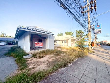 Commercial Space and Land for Rent on the Main Ring Road, Koh Samui