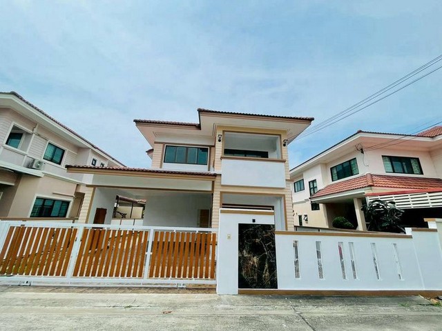 ขาย บ้านเดี่ยว สังคมดี ปิยวัฒน์ 3 บางแสน ใกล้ทะเล ใกล้ ม.บูรพา TP-H1852