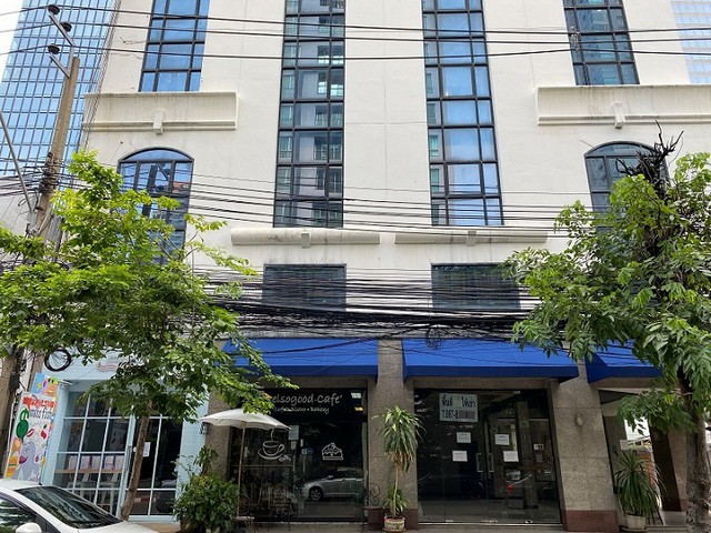 สำนักงาน อาคารตั้งฮั่วปักสาทร 0 ไร่ 0 ngan 1 Square Wah 1 BR 1 BATHROOM 20000 THB สภาพแวดล้อมดี