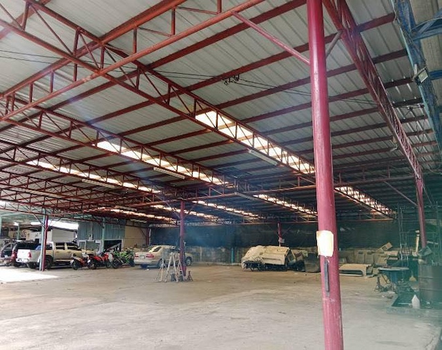 BST980 ให้เช่าพื้นที่พร้อมสำนักงาน วิภาวดี 36 กรุงเทพฯ พร้อมหลังคา เหมาะทำออฟฟิศ คลังสินค้า หรือเต็นท์รถ 